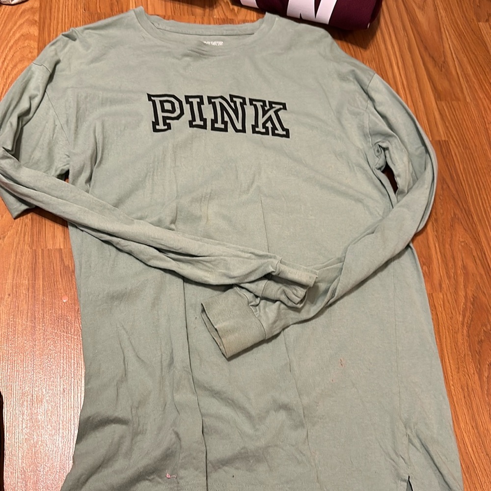 vs pink long sleeve